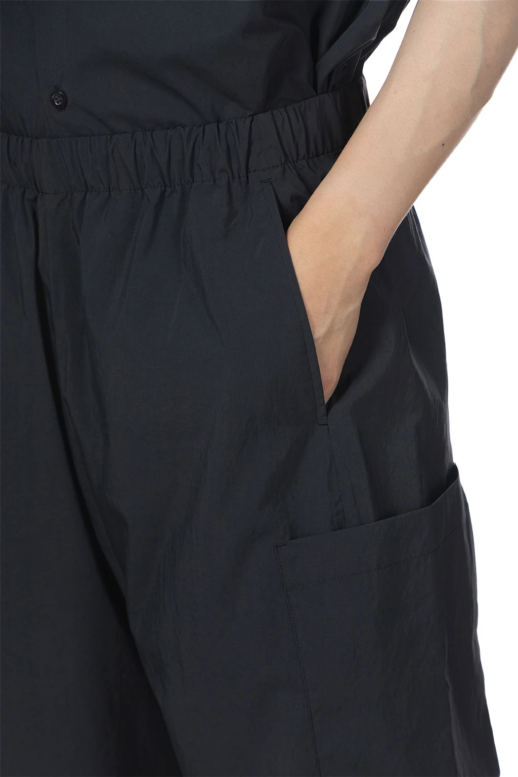 Wide Half Pants - Black 5 Wide Half Pants - Black - Image 5