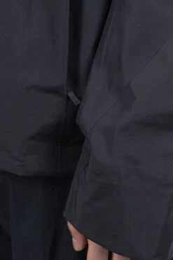 Perron Jacket Men's - Black -Lemaire Shop Veilance Perron Jacket Mens Black X000007673 BK 06